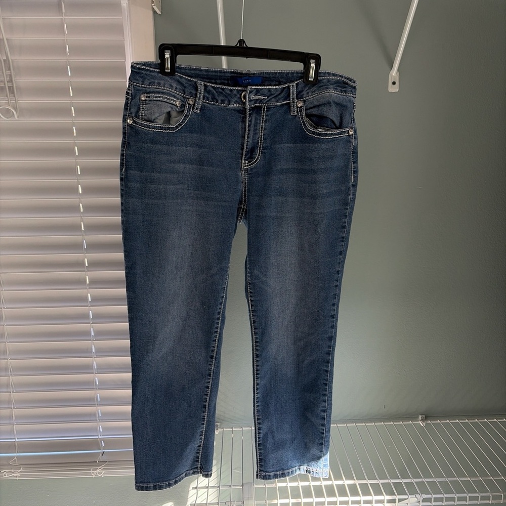 Apt. 9 Light Blue Denim Jeans